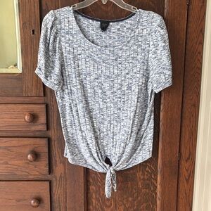 W5 Blue-Gray Textured Short Sleeve Top